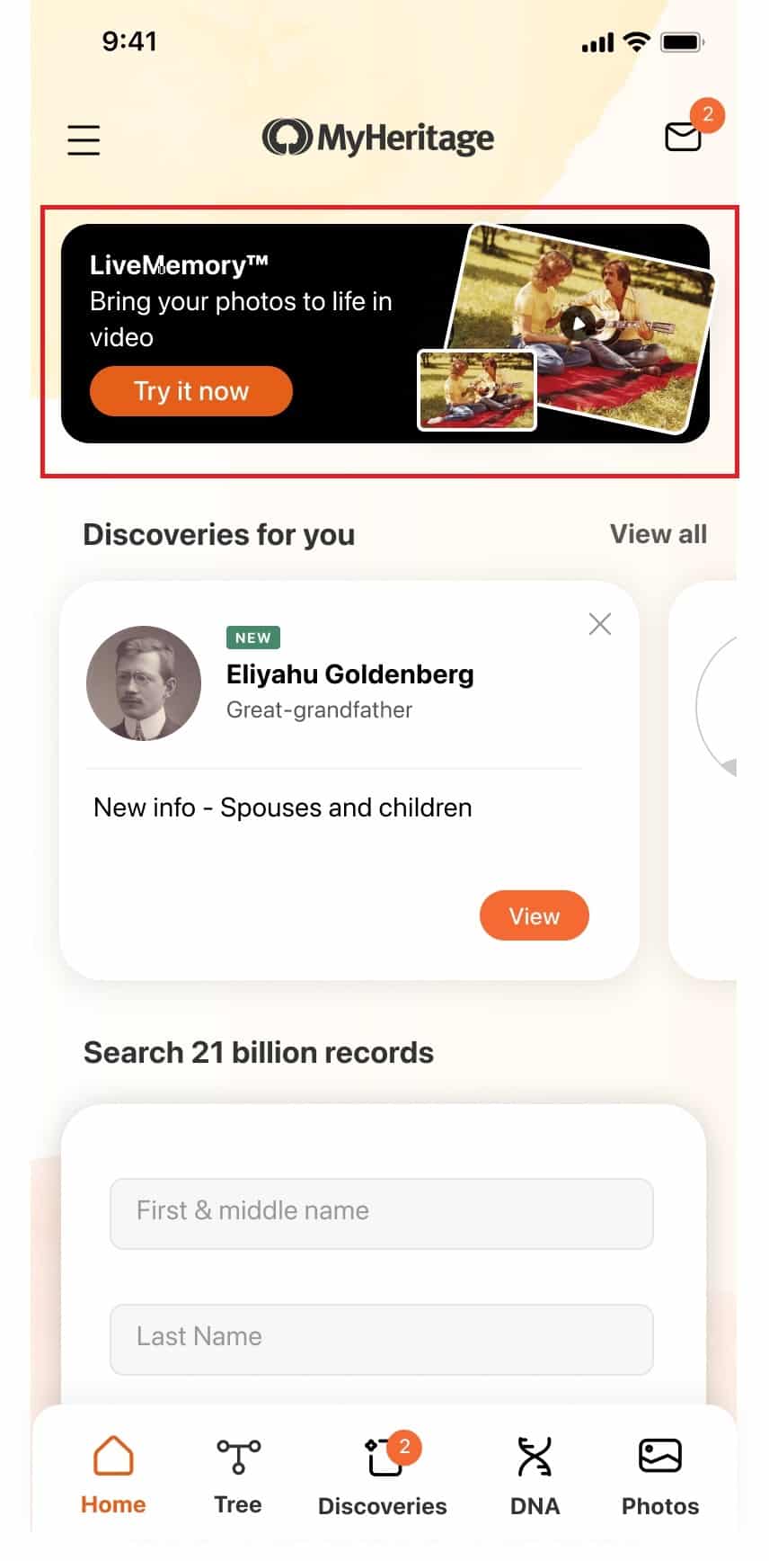 Вход в LiveMemory™ с главного экрана мобильного приложения MyHeritage.